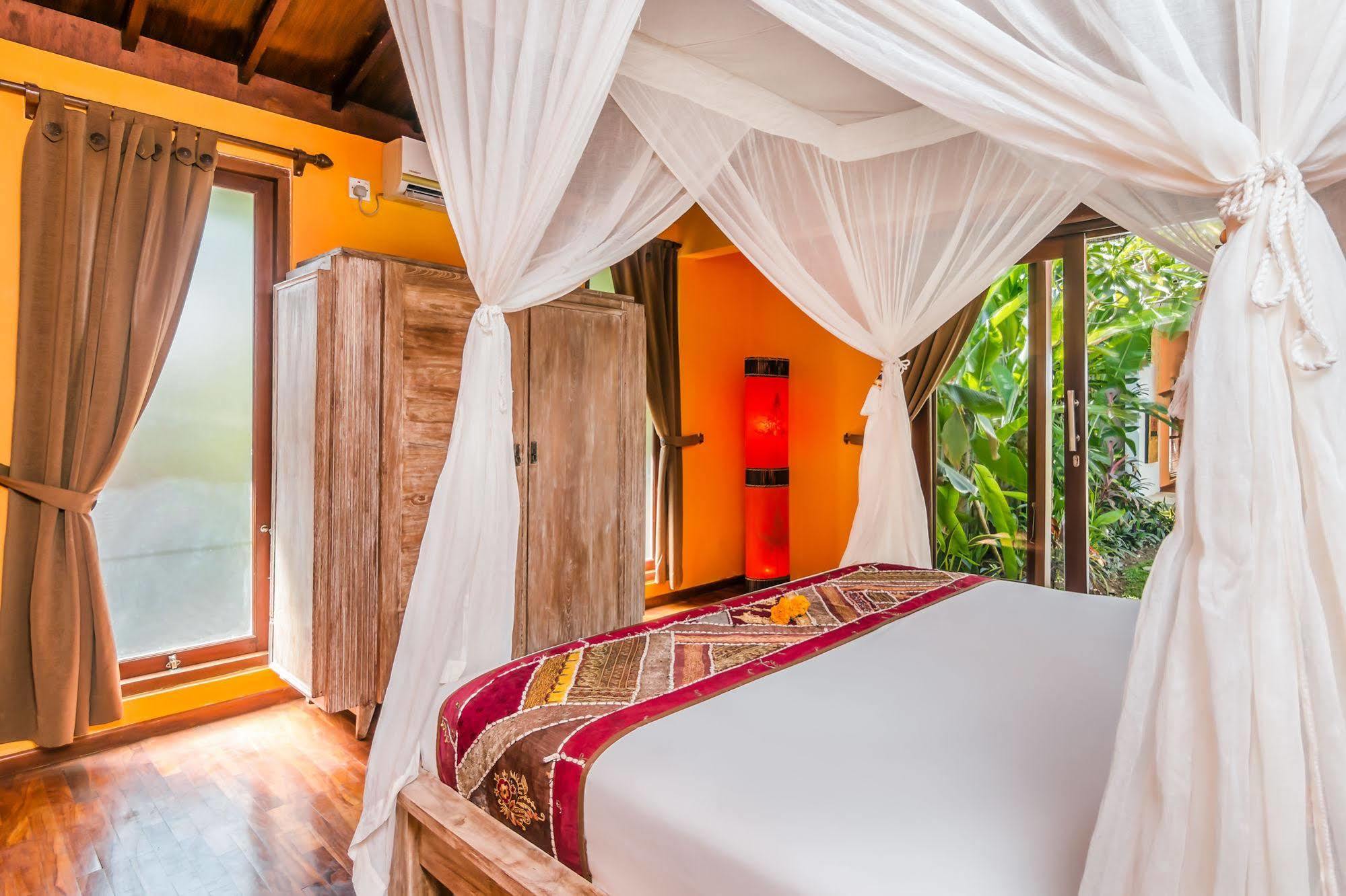 Bisi Seminyak (Bali)